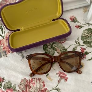 Gucci sunglasses